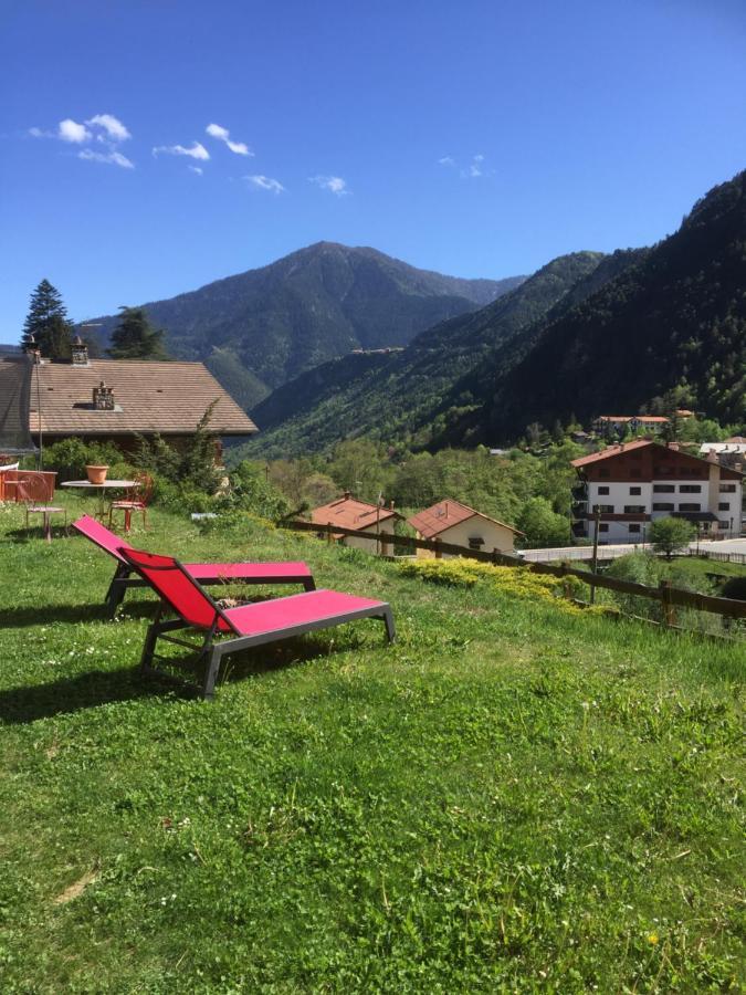 Rez De Jardin De Chalet Bois , Calme Et Verdure ! Saint-Martin-Vésubie Exterior foto